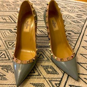 Valentina Rockstud Pumps - Excellent Condition